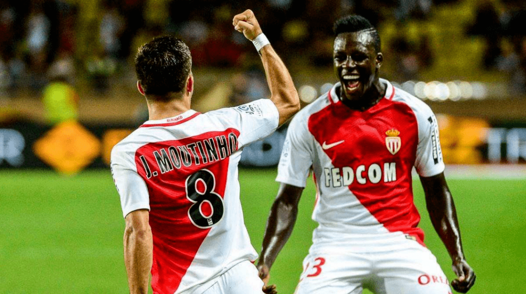  梅斯客场不敌巴黎，差距拉大保级形势严峻